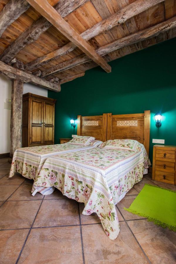 Arkaitza Pension Berrobi Buitenkant foto